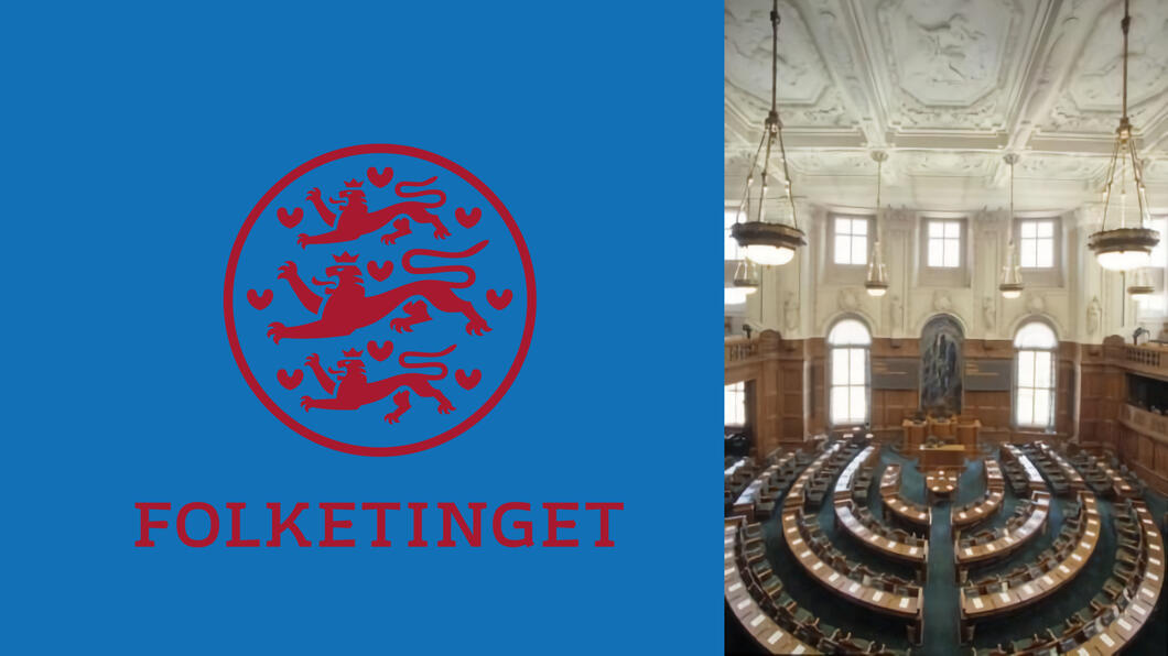 logo van het Deense parlement (Folketinget) en interieur van de parlementszaal