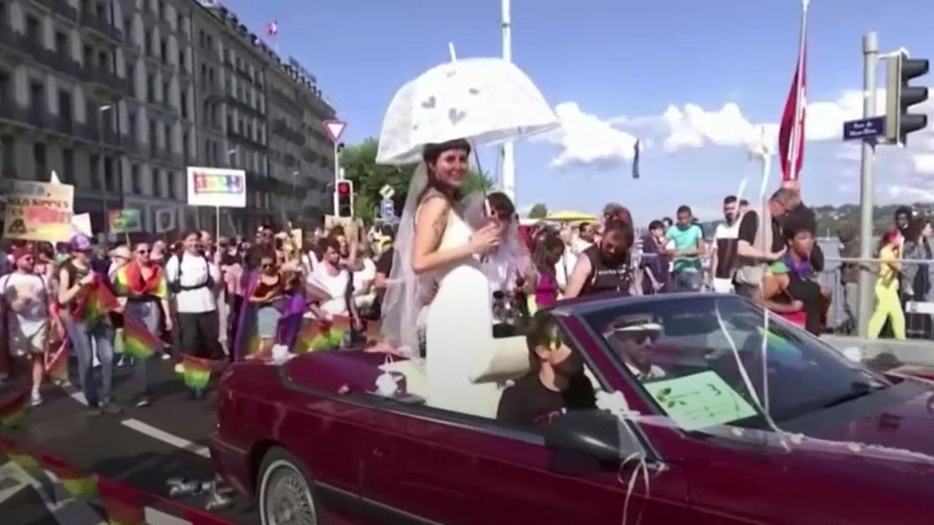 Demonstratie in Zwitserland vóór de openstelling van het huwelijk
